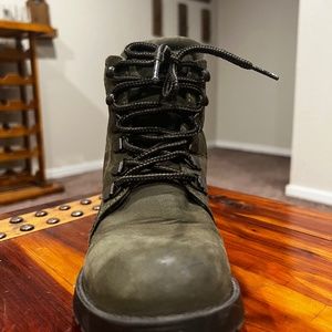 Steve Madden Leather Boots